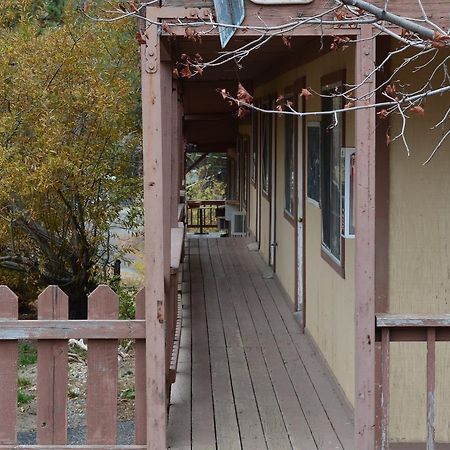 Deep Creek Motel Running Springs Kültér fotó